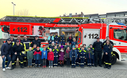 Kinderfeuerwehr Rethmar besucht die Berufsfeuerwehr Hildesheim